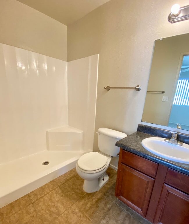 Building Photo - 3 Bedroom 2 Bathroom in Scottsdale