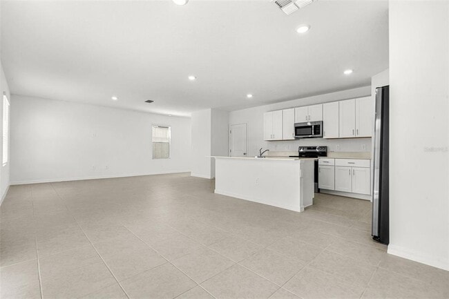 Building Photo - 5767 Purple Finch Ave