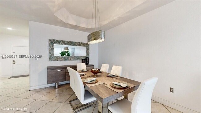 Building Photo - 6861 NW 107 Ct