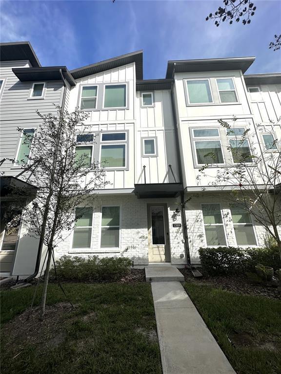 Building Photo - 12850 Gabor Ave