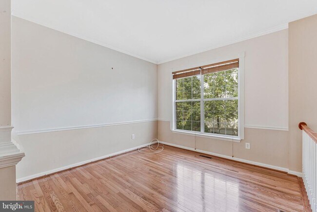 Building Photo - 45514 Baggett Terrace