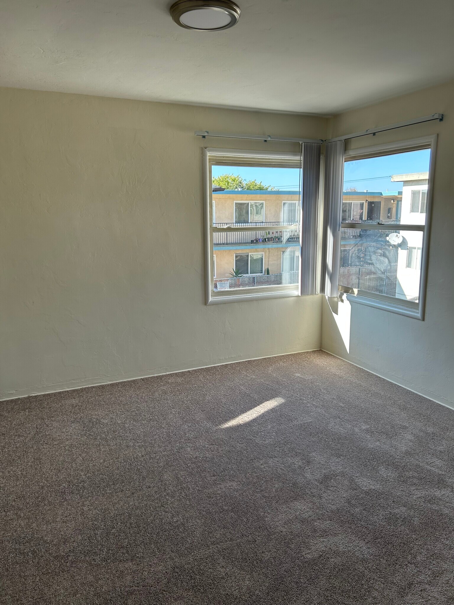 Building Photo - 1729 Ward St