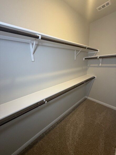 Building Photo - 194 Nespral Dr