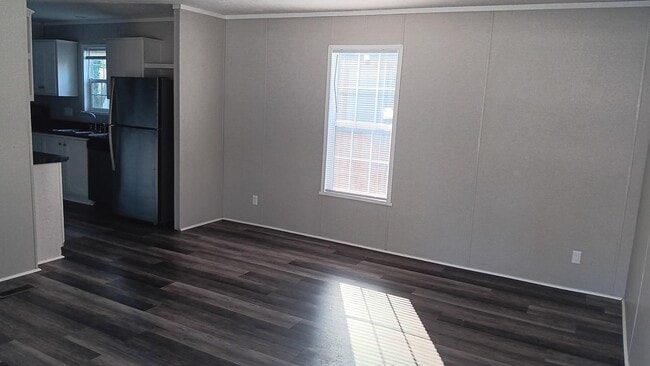 Building Photo - 3617 N Grand Ave E