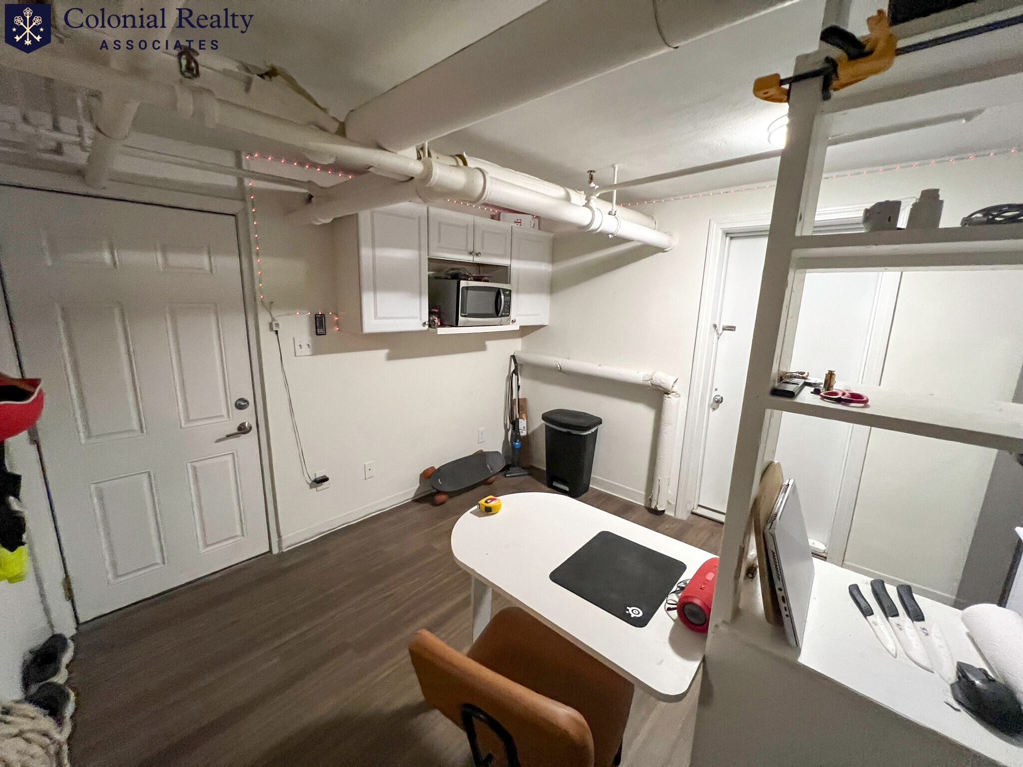 Building Photo - 90 Charles St