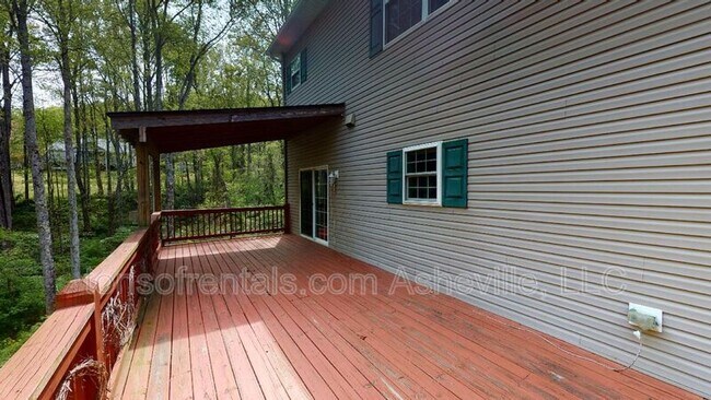 Building Photo - 33 Chapel Hill Church Rd