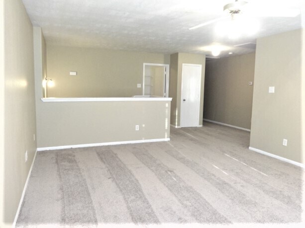 Building Photo - 21326 Carleen Creek Trl