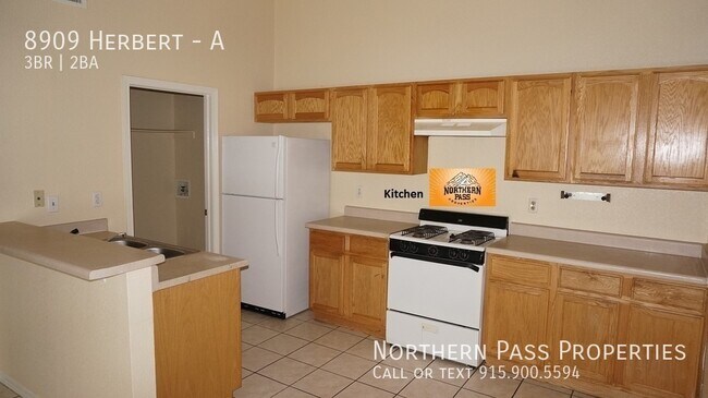 Building Photo - 8909 Herbert-A