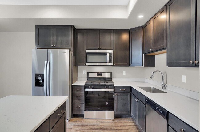 Building Photo - 3798 Venice Grove