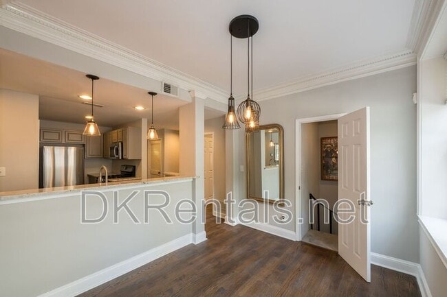 Building Photo - 1116 Piedmont Ave NE