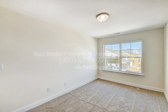 Building Photo - 4023 Black Ct