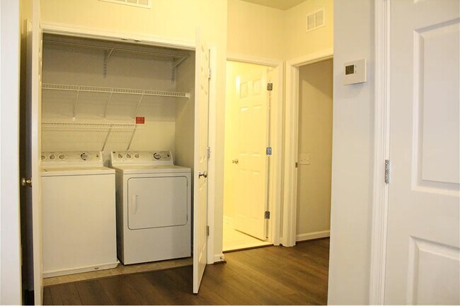 Building Photo - 42773 Keiller Terrace