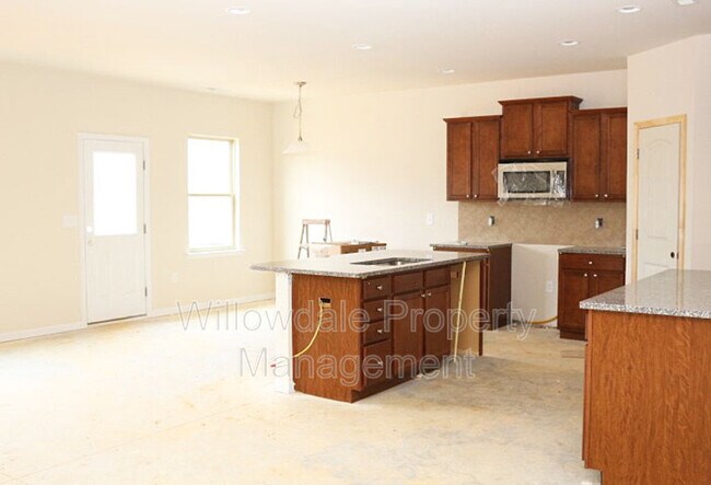 Building Photo - 2618 Tummel Ln