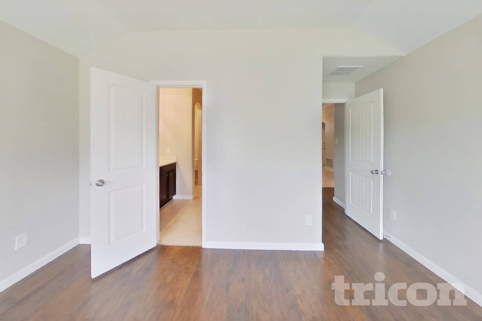 Building Photo - 508 Crazy Horse Dr
