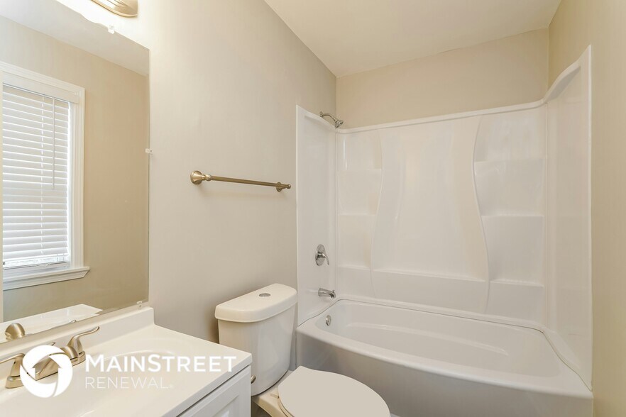 Building Photo - 2488 Carol Cir