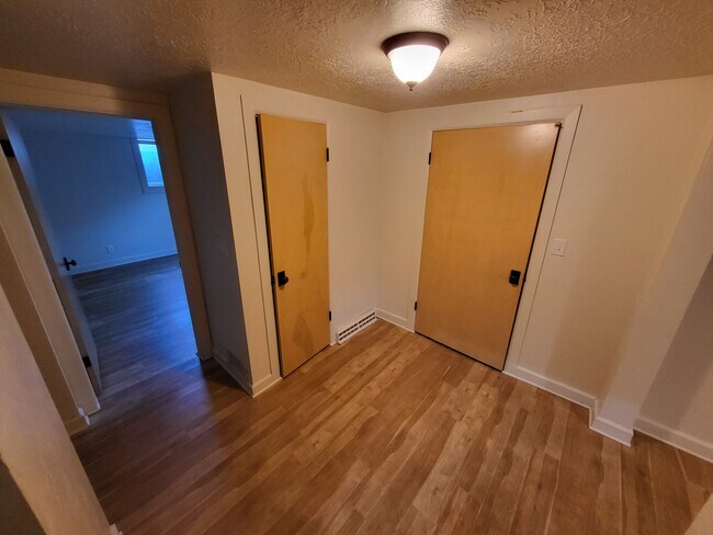 Basement storage room and cold storage room - 1905 Saint Marys Dr