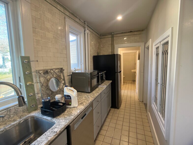 Building Photo - 1 Arborway