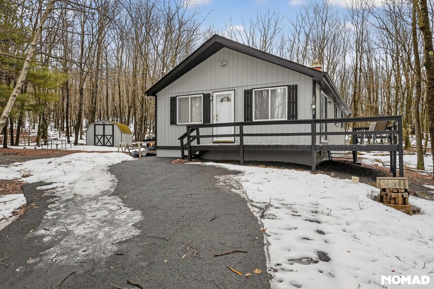 Building Photo - 102 Winding Way