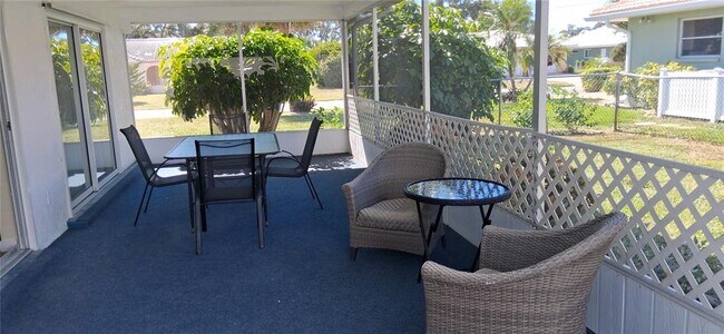 Building Photo - 441 Rubens Dr