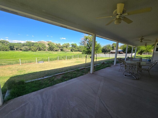 Building Photo - Unfurnished, 1-Year Long-Term Rental