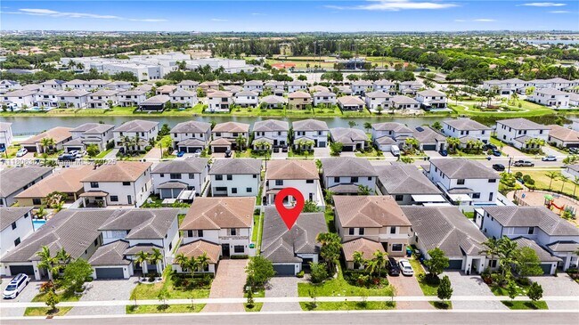 Building Photo - 4407 SW 175th Ave