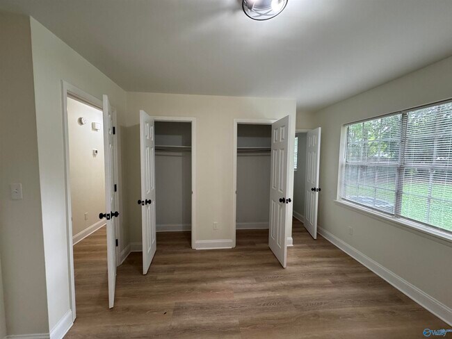 Building Photo - 14018 Armond Dr