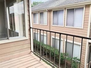 Building Photo - 12400 Overbrook Ln