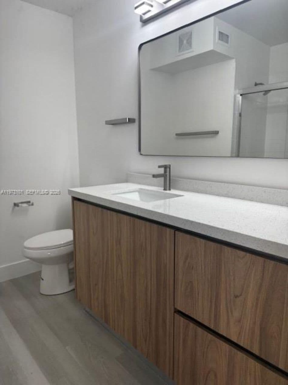 Building Photo - 2179 Hacienda Ter