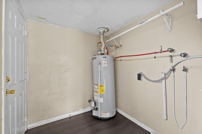 Building Photo - 1703 7th Ave N