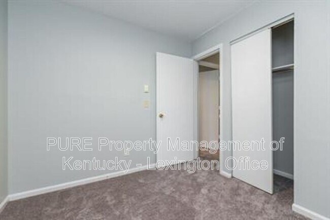 Building Photo - 316 Longview Dr