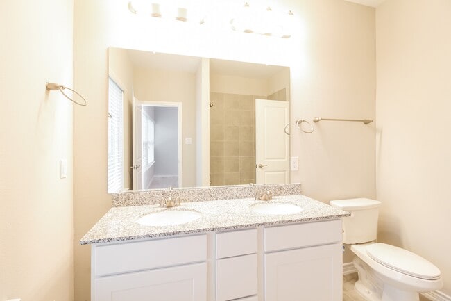 Floorplan - The Residences at Rayzor Ranch