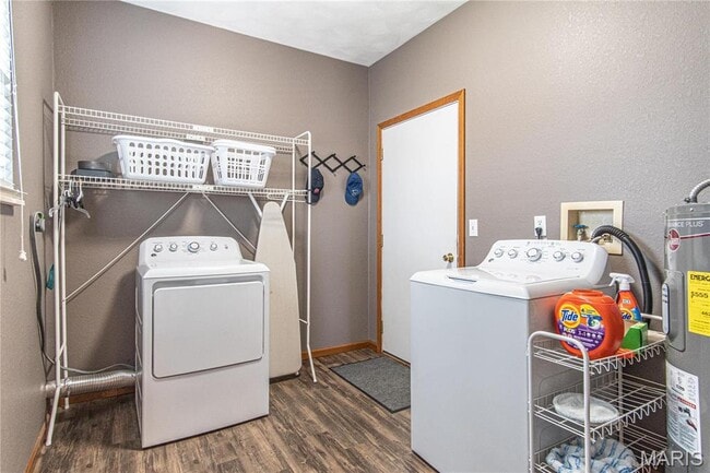 Building Photo - 19 Christine Dr