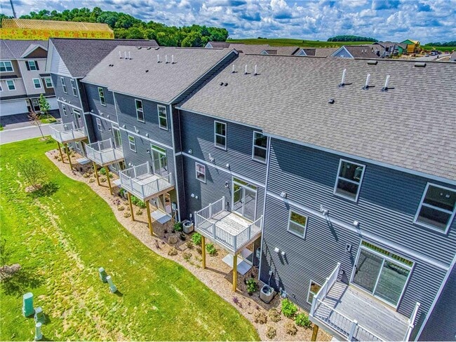 Building Photo - 1619 Windigo Ln