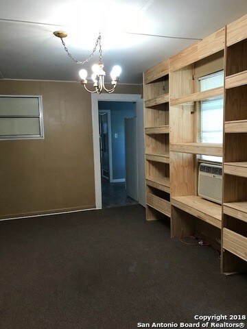 Building Photo - 4539 Eisenhauer Rd