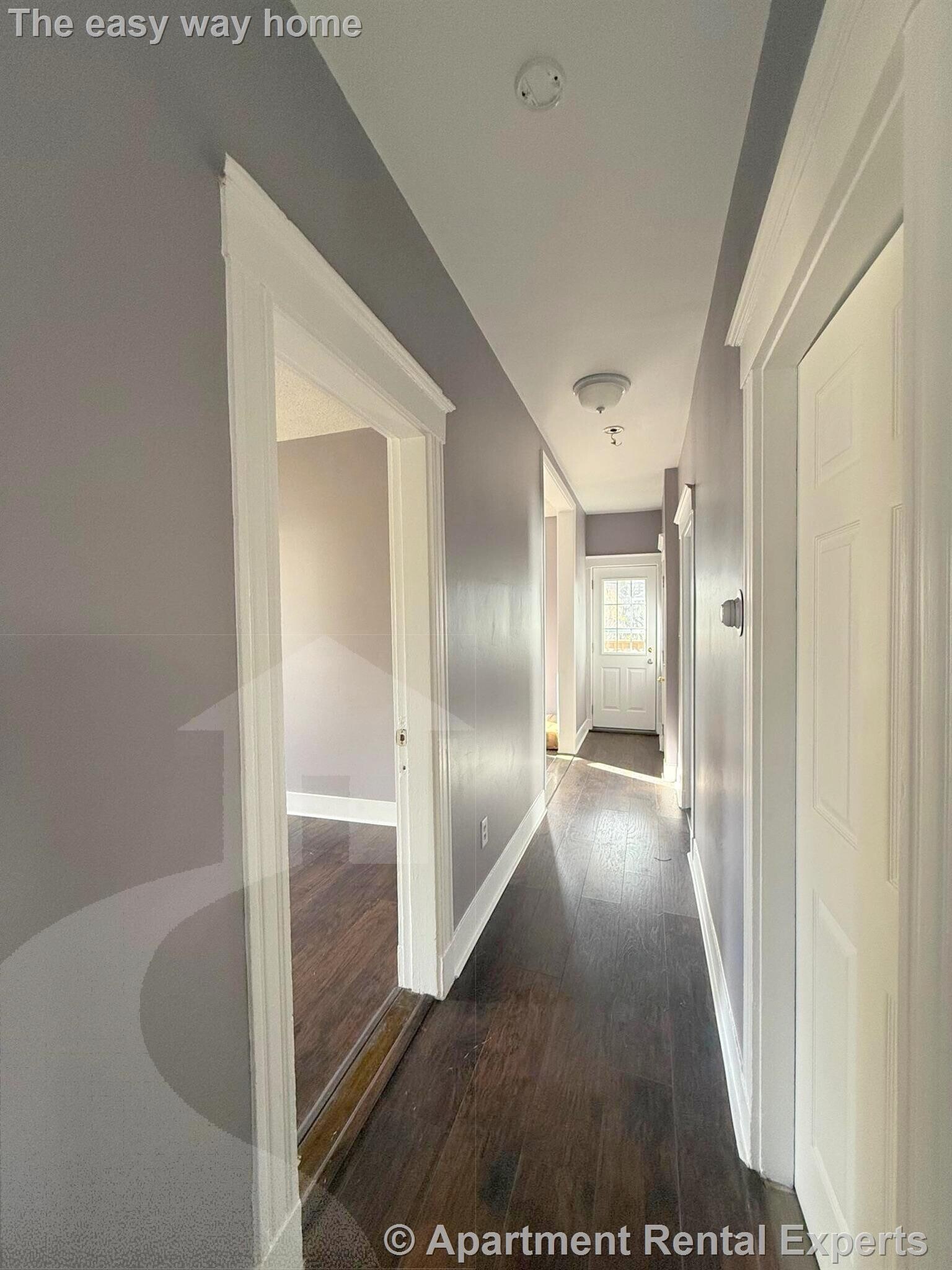 Building Photo - 196 Sherman St