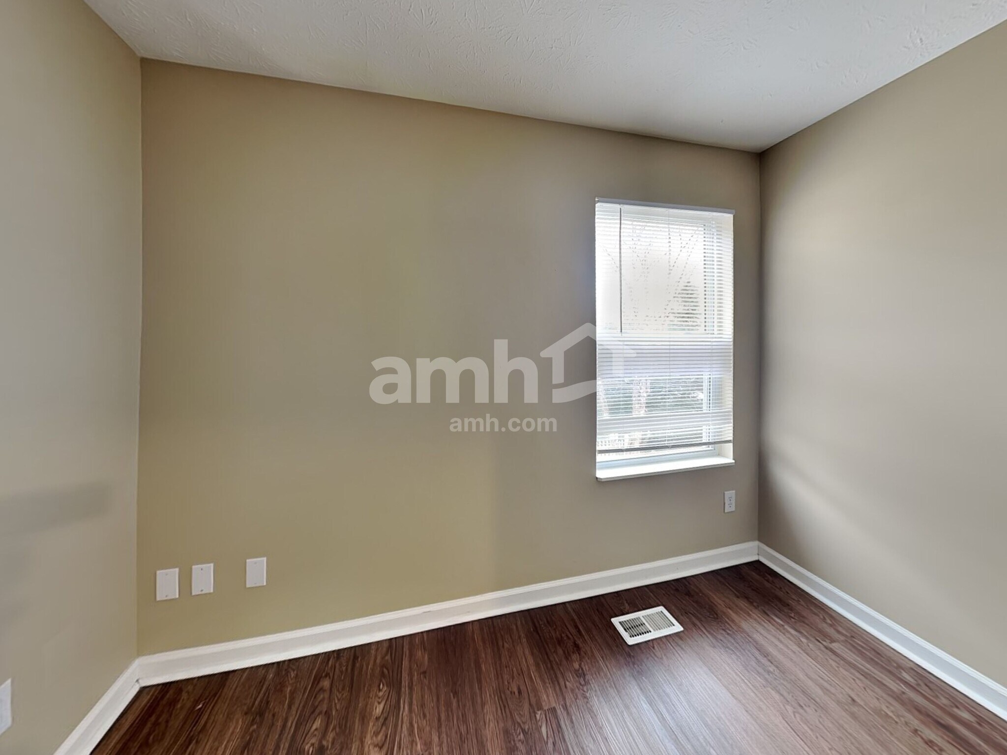 Building Photo - 9709 Wickland Ct