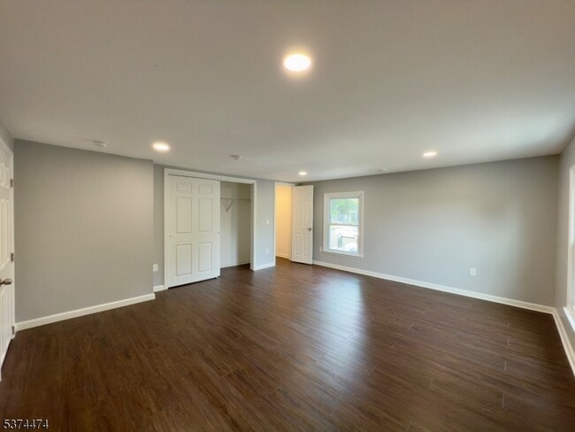 Building Photo - 274 US-202
