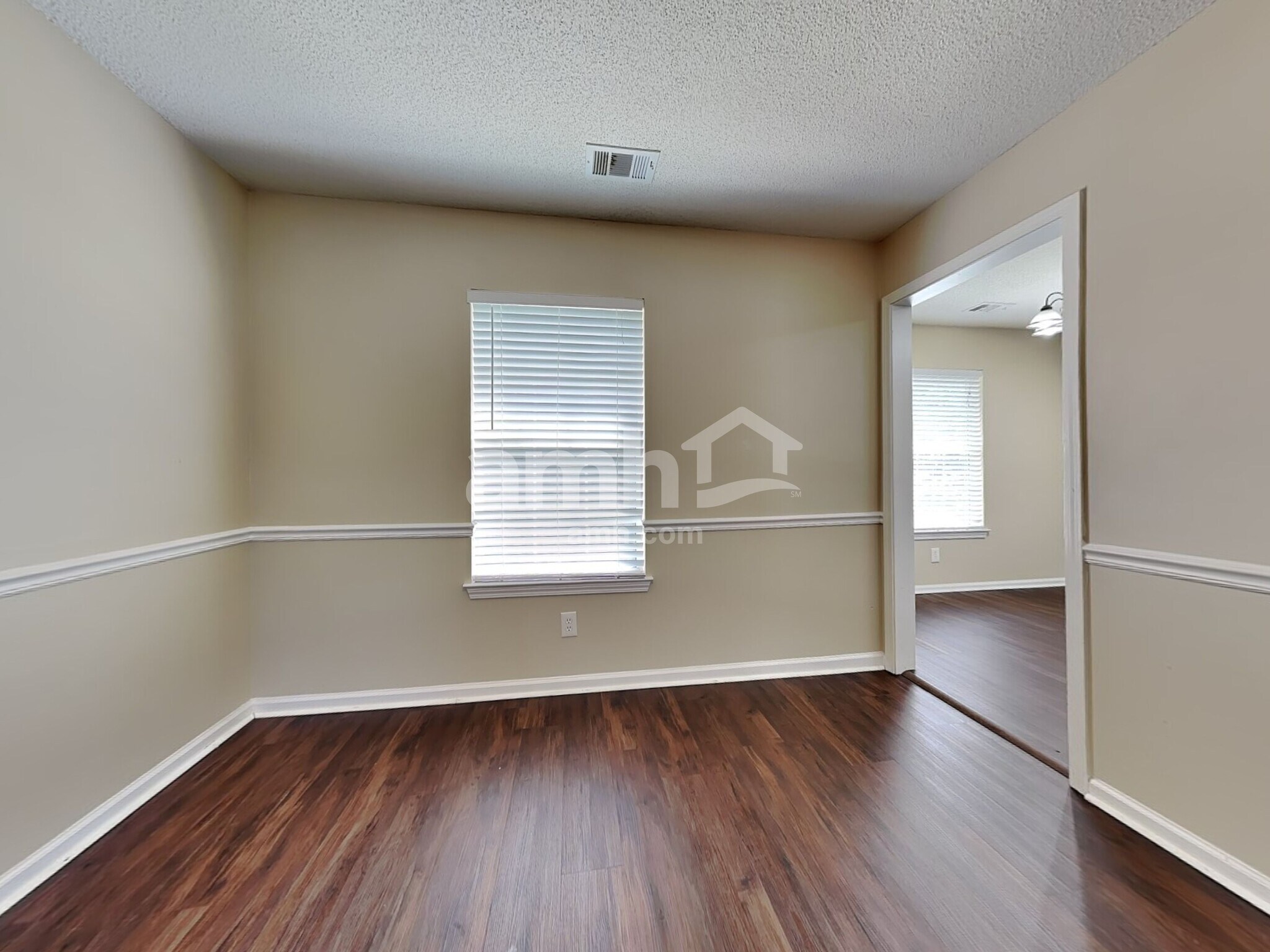 Building Photo - 223 Longleaf Cir