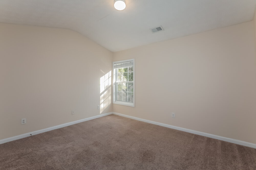 Building Photo - 7069 Silver Bend Pl SE