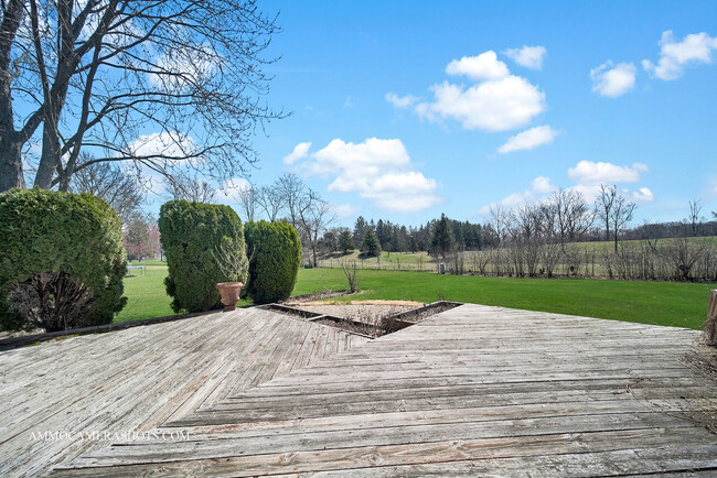 Building Photo - 2344 Appleby Dr