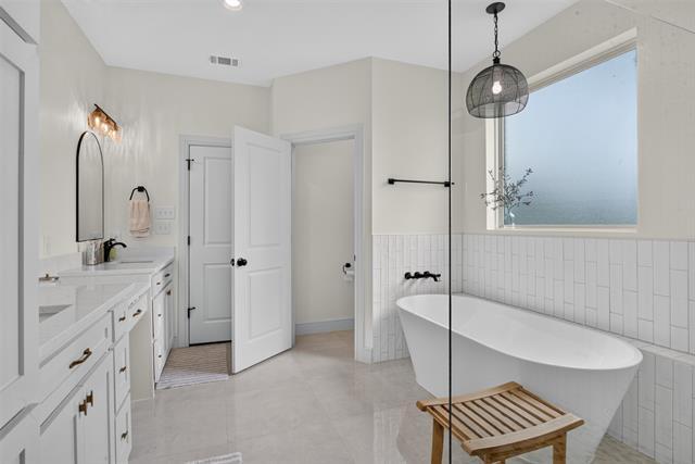 Building Photo - 2604 Candlestick Dr