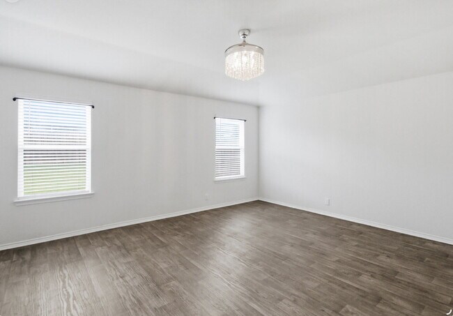 Building Photo - 6407 Kendall Cv
