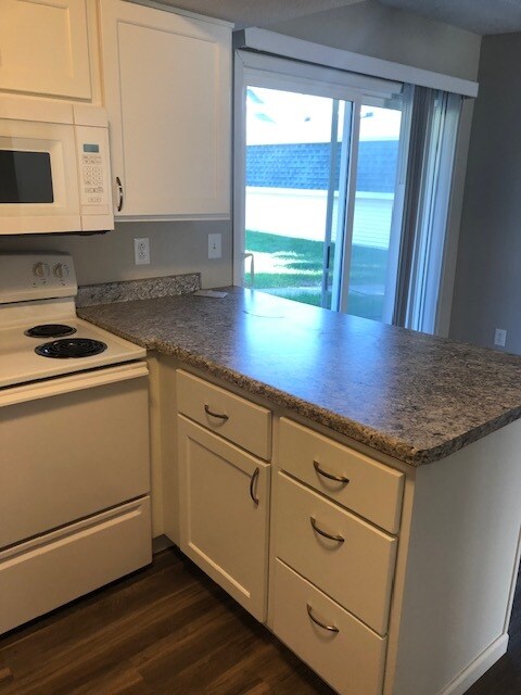 Building Photo - 3370 Winston Dr