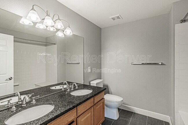Building Photo - 3753 E Mallard St