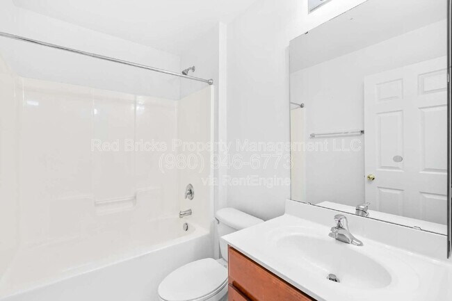 Building Photo - 117 Snead Rd