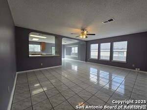 Building Photo - 1012 Sycamore Dr