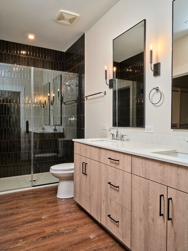 Building Photo - Tributary 50 Unit 209