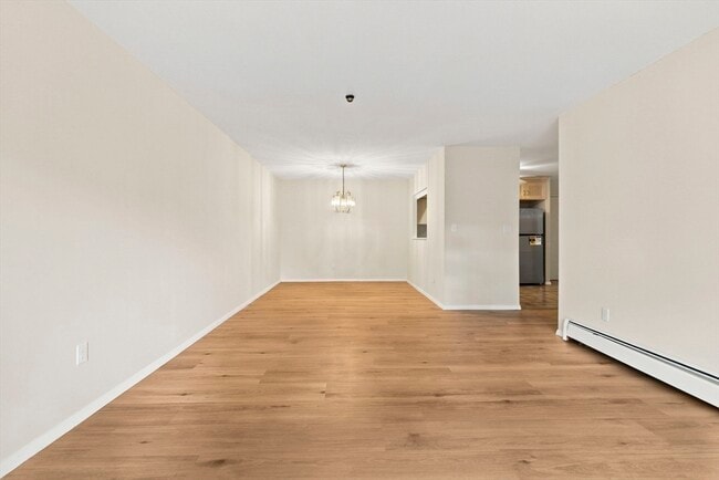 Building Photo - 147 Sylvan St