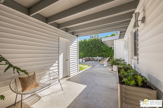 Building Photo - 37830 Cathedral Canyon Dr