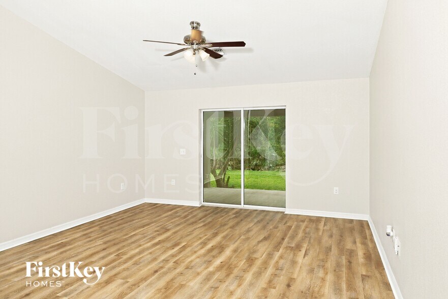 Building Photo - 4611 Belladonna Ave